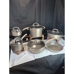 Circulon Premier Professional Hard-Anodized nonstick cookware 11 Piece Set Pots